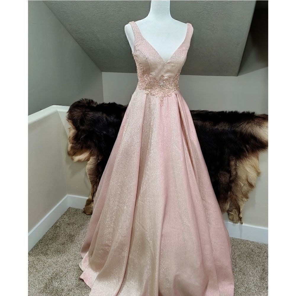 Gorgeous Pink Glittering Ball Gown With Beaded, V Neck